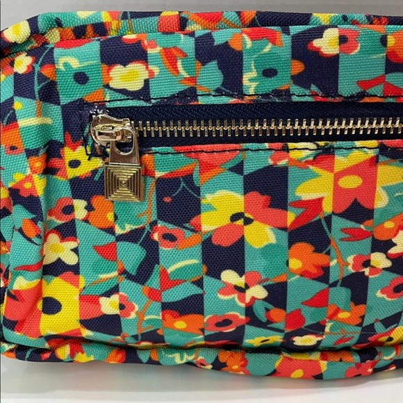 LuLaRoe Floral Fanny Pack - Picture 3 of 7